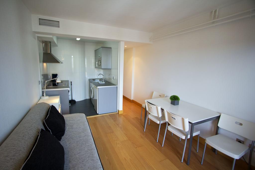 Apartamentos Jauregui Hondarribia Bagian luar foto