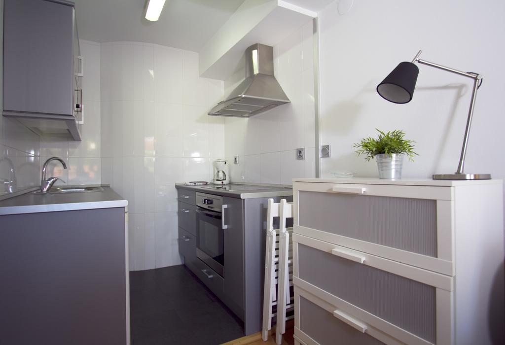 Apartamentos Jauregui Hondarribia Bagian luar foto