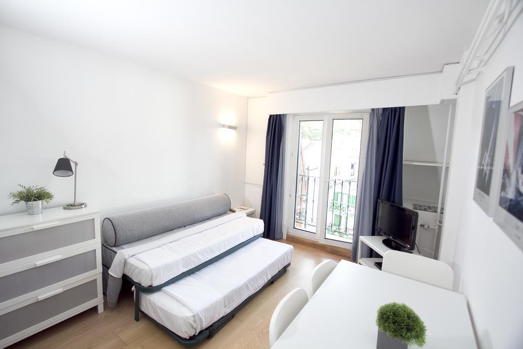 Apartamentos Jauregui Hondarribia Bagian luar foto
