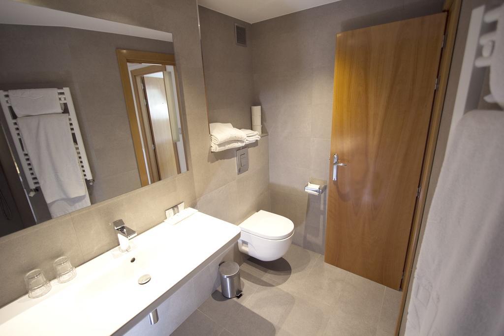 Apartamentos Jauregui Hondarribia Bagian luar foto