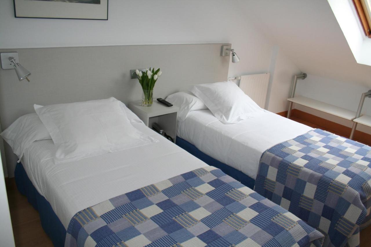 Apartamentos Jauregui Hondarribia Bagian luar foto